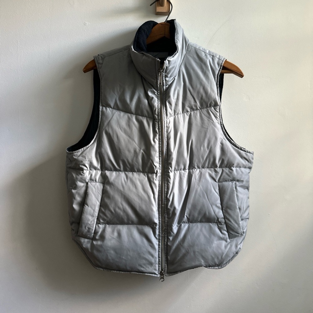 Banana Republic Women’s Gray Puffer Vest